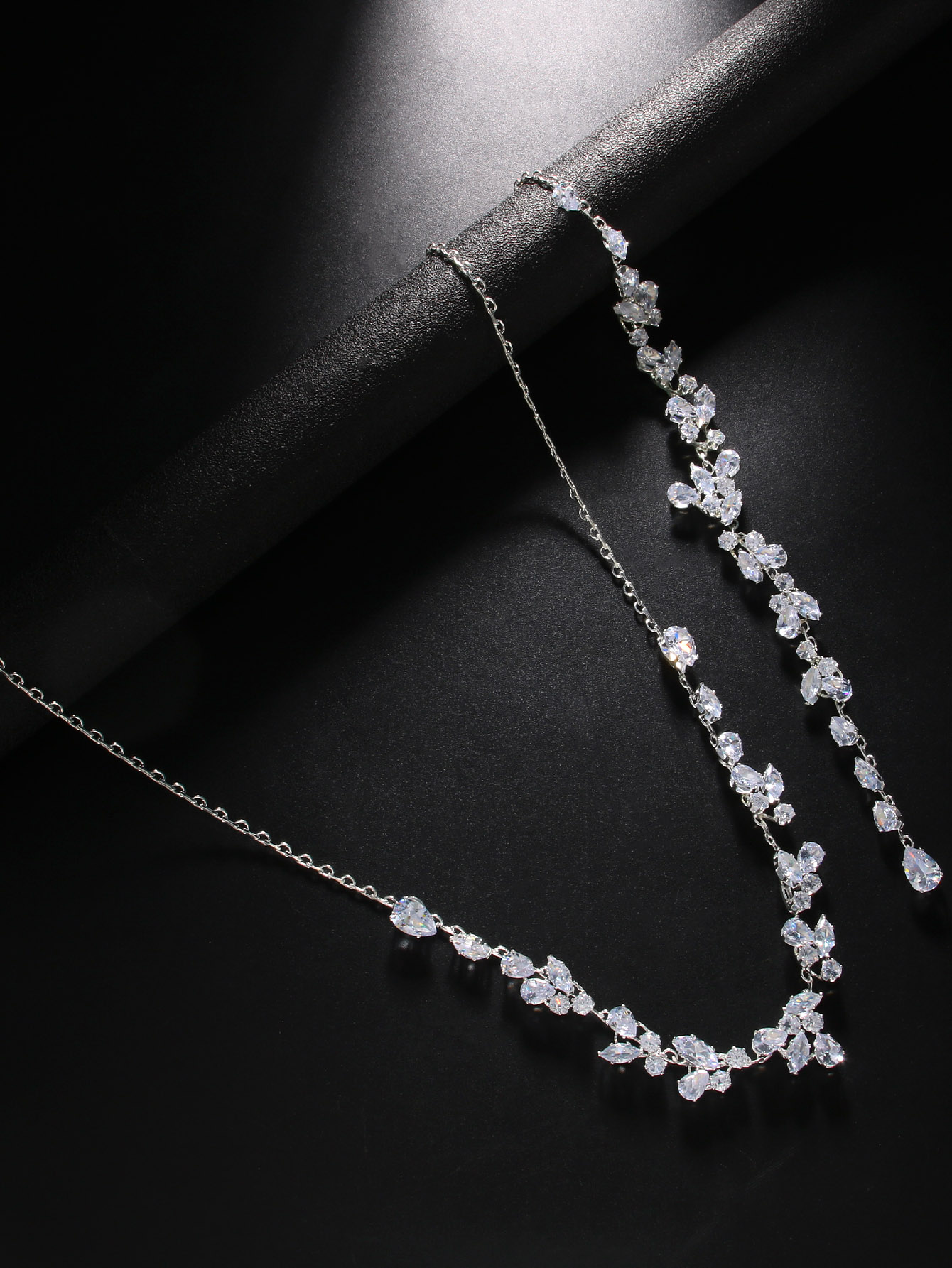 Crystal Leaf Backdrop Necklace - đánh giá và giá Body Jewelry Back